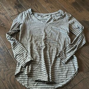 5/$25 Long Sleeve Tshirt